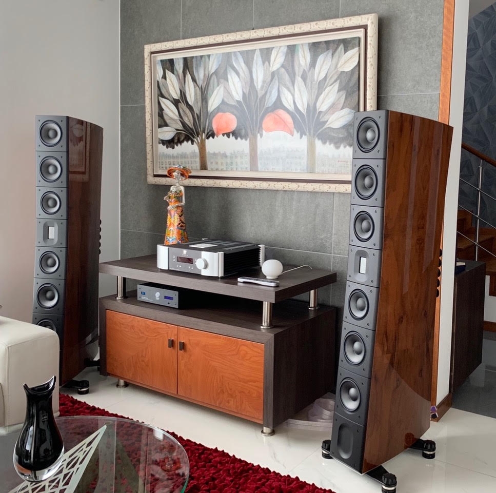 MOON PARTNERS WITH INNOVACIONES ACUSTICAS