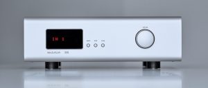 Soulution Audio 325 preamplifier and 311 stereo power amplifier