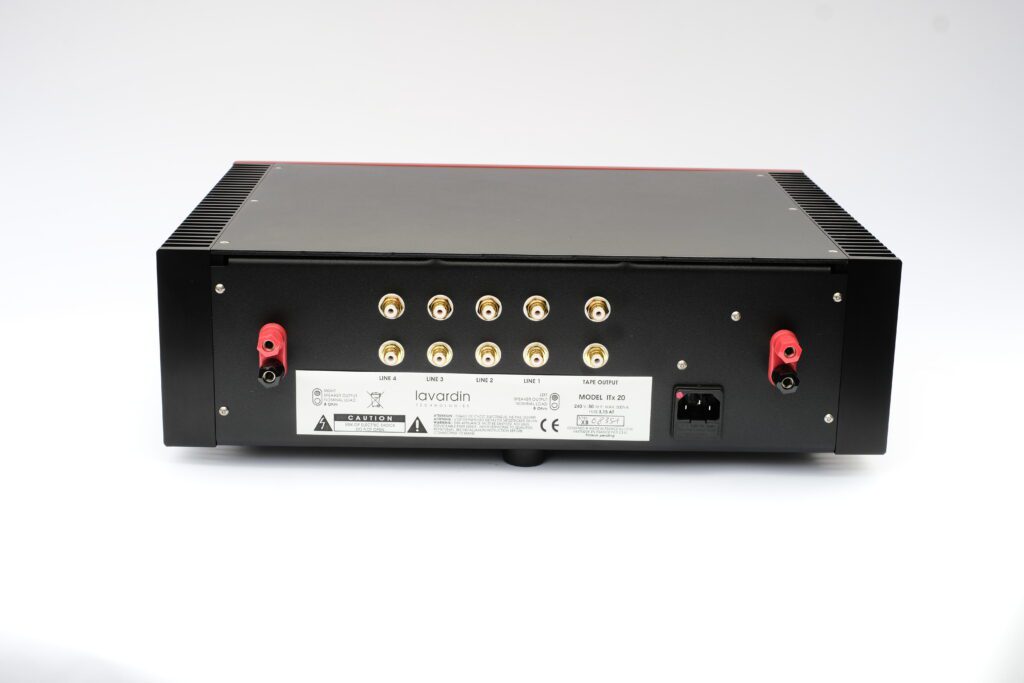 Lavardin ITx20 rear panel