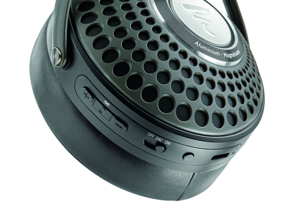 focal bathys closeup