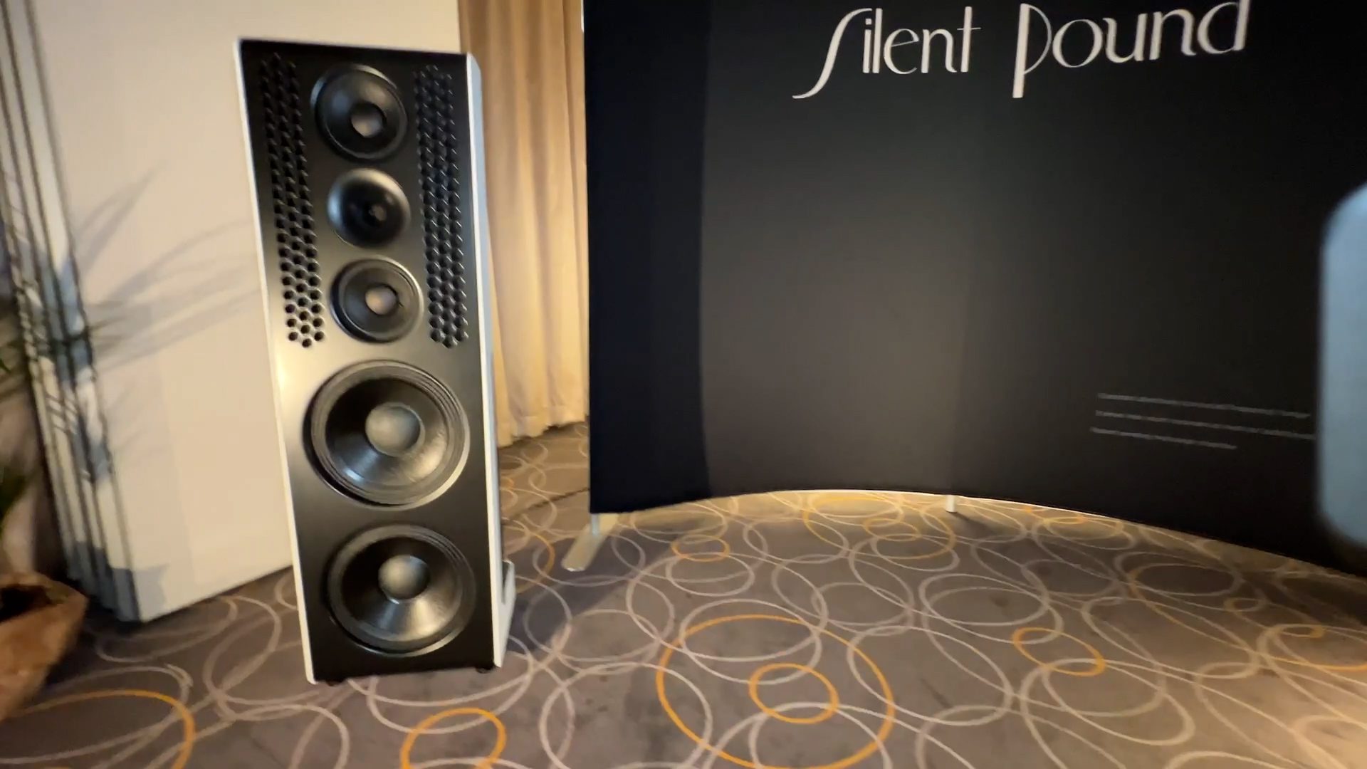 Silent Pound Challenger