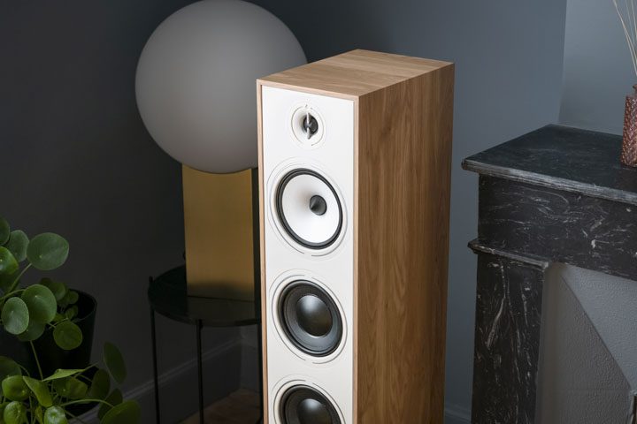 TRIANGLE_BOREA_LIGHT_OAK_LIFESTYLE_02