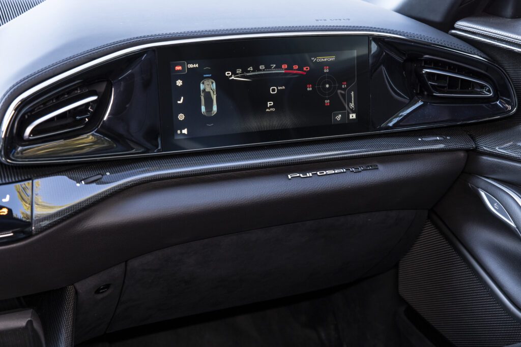 Passenger Screen