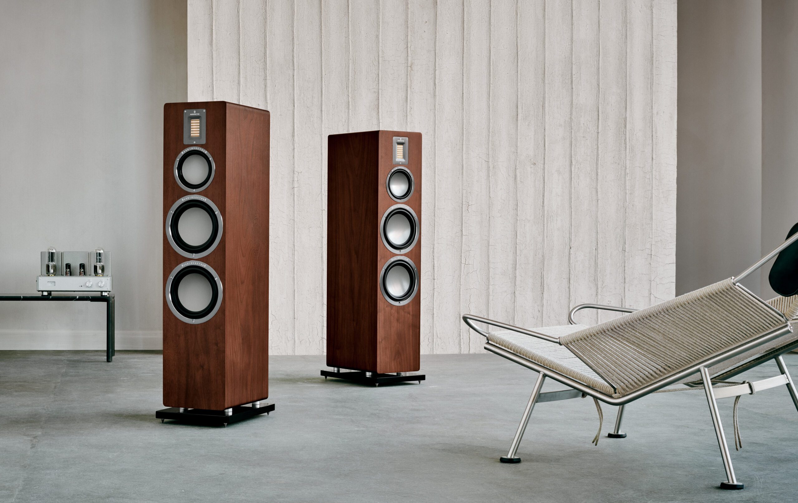 Audiovector QR7
