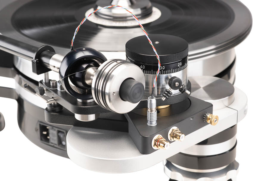 VPI Avenger Direct