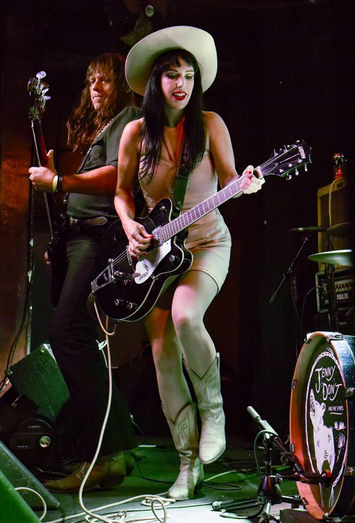 Jenny Don't and the Spurs