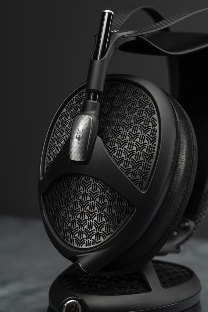 Meze Audio Empyrean II detail
