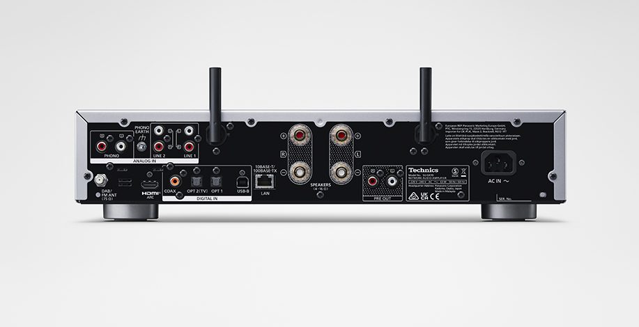 Technics SU-GX70 rear