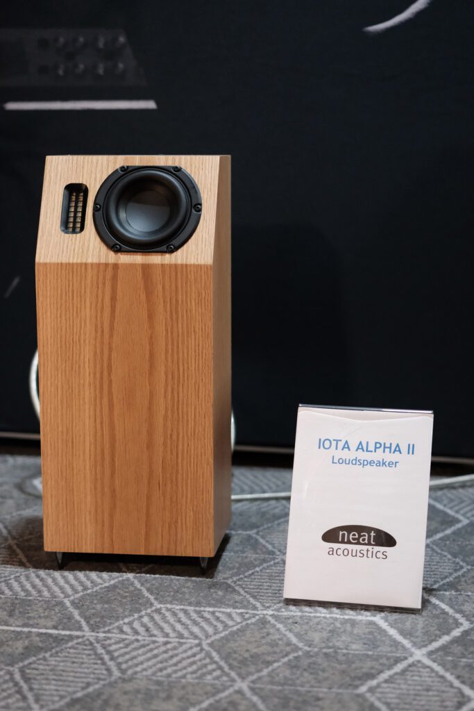 Neat Acoustics Iota Alpha II