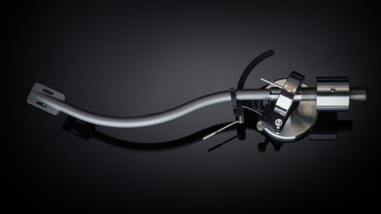 Connected-Fidelity CF-1010 tonearm