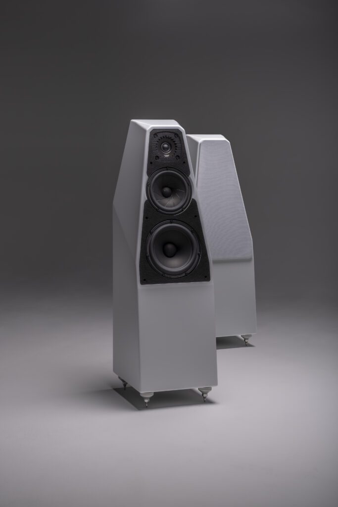 33206_Sabrina V (Ethereal White without grille and Blanco grille)
